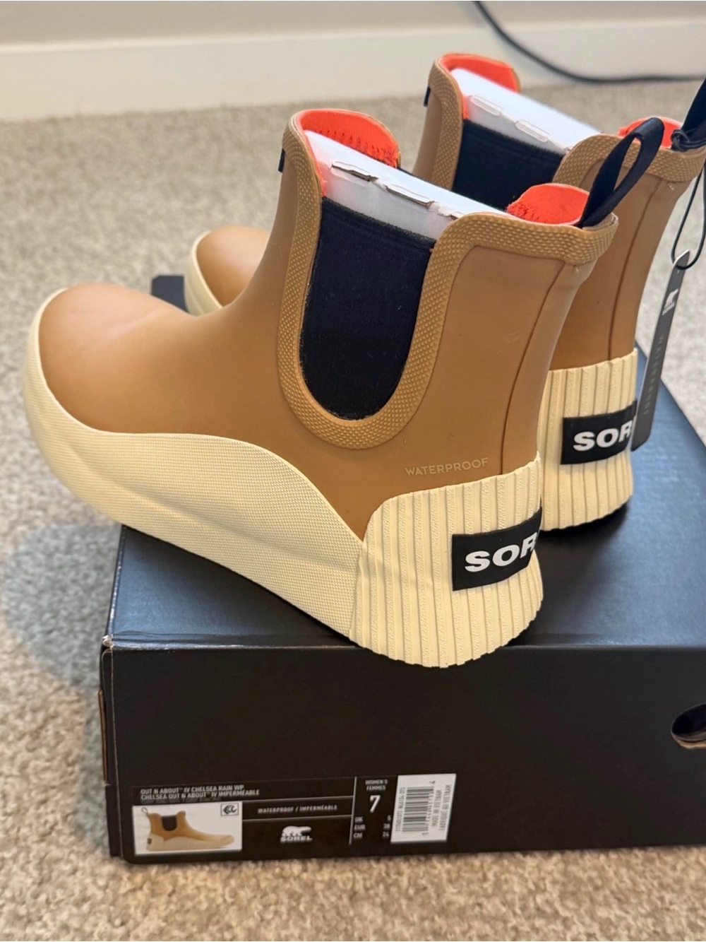 SOREL Waterproof Chelsea Boot - Tan with Cream Sole